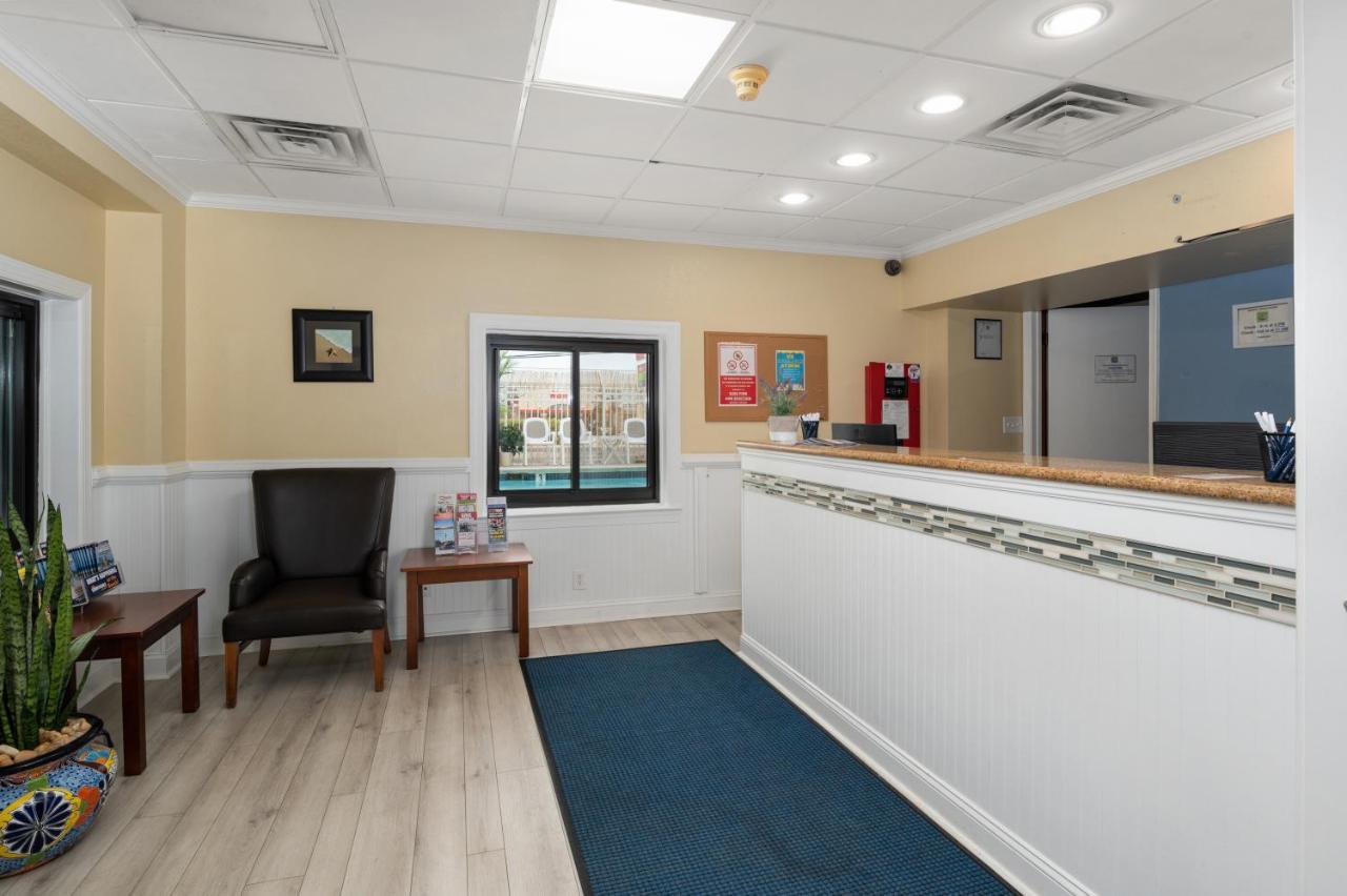 Coastal Palms Inn And Suites Ocean City Exterior foto
